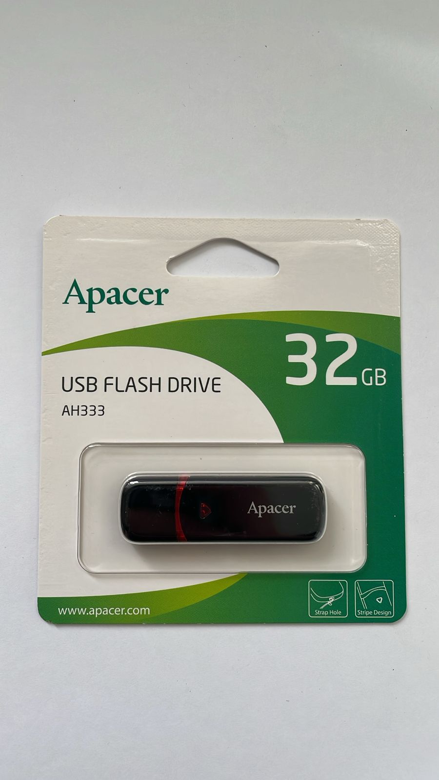 USB-флеш-накопитель, память 32 ГБ